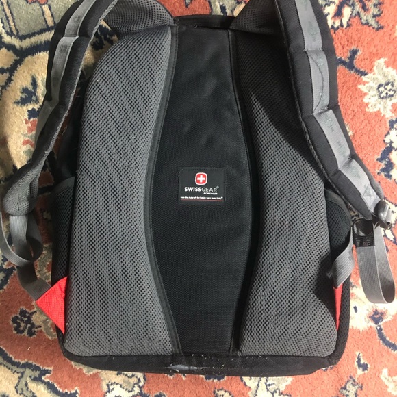SwissGear Backpack - Picture 3 of 4
